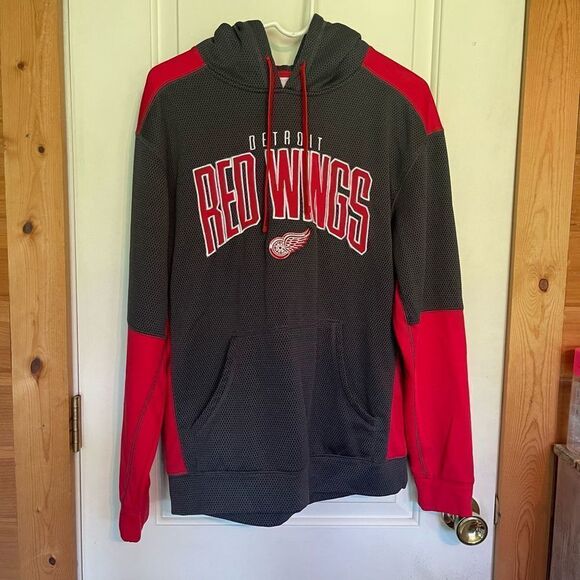 NHL Tops - NHL Womens Red Wings hooded sweatshirt M